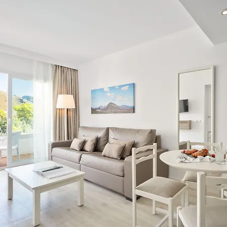 Puerto Azul 4*