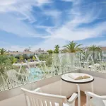 Puerto Azul Hotel