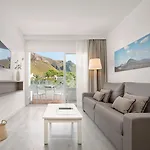 Puerto Azul Hotel 4*