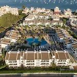Hotel Puerto Azul