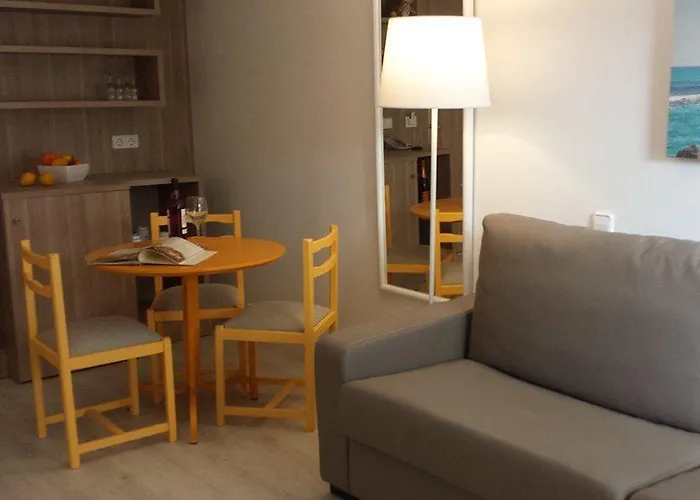 Puerto Azul 酒店 4*